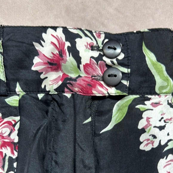 Vintage Hattie Carnegie 100% Silk Pleated Shorts Small Flowy Boho High Waist - Picture 7 of 14